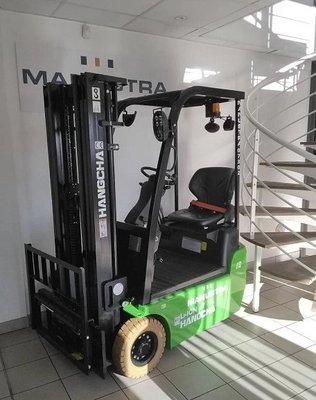 Chariot élévateur électrique - XC3W10