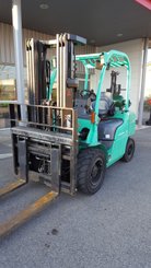 Chariot élévateur gaz Mitsubishi FG30N