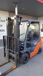 Chariot élévateur gaz Toyota 028FGKF20